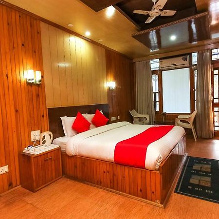 Oyo 8367 Hotel The Woodz Palampur Exterior photo